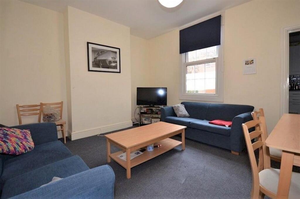 6 bed House Share for rent in Sheffield. From Dove Properties - Sheffield 6 bed House Share for rent in Sheffield. From Dove Properties - Sheffield