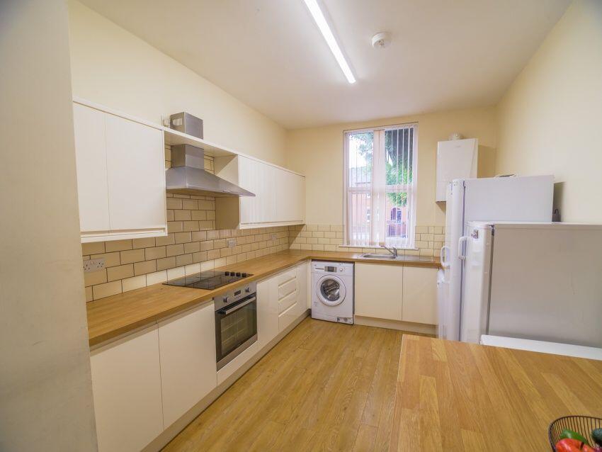 5 bed House Share for rent in Long Line. From Dove Properties - Sheffield 5 bed House Share for rent in Long Line. From Dove Properties - Sheffield