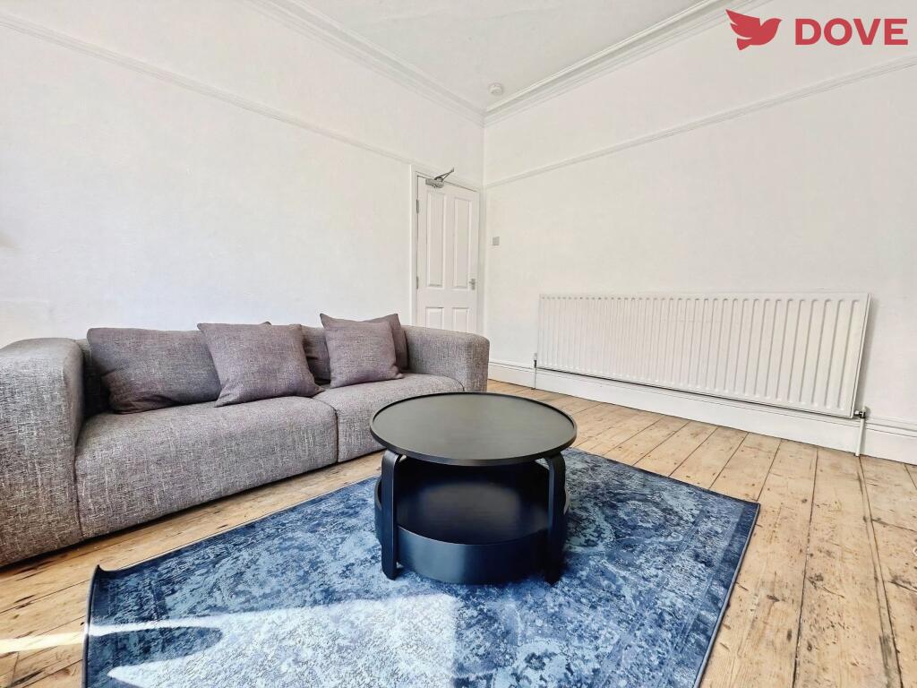 4 bed House Share for rent in Long Line. From Dove Properties - Sheffield