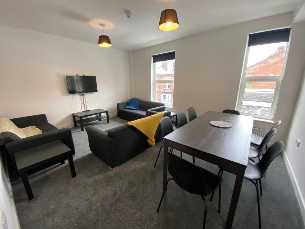8 bed 1st Floor Flat for rent in Sheffield. From Dove Properties - Sheffield
