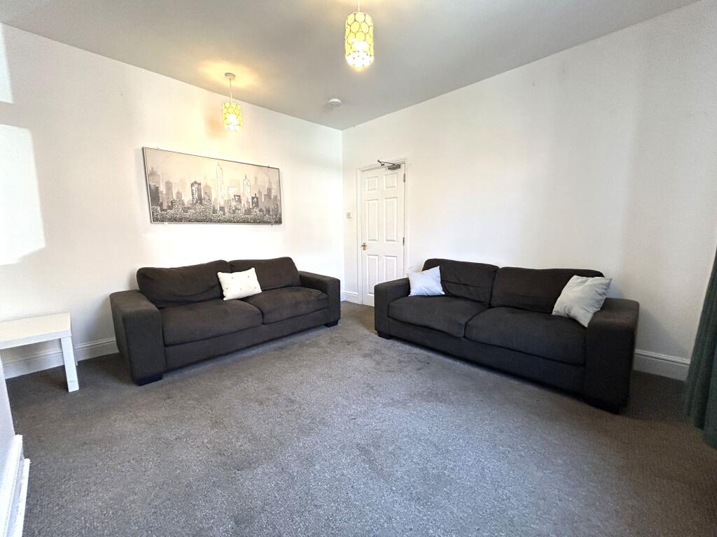 6 bed House Share for rent in Sheffield. From Dove Properties - Sheffield