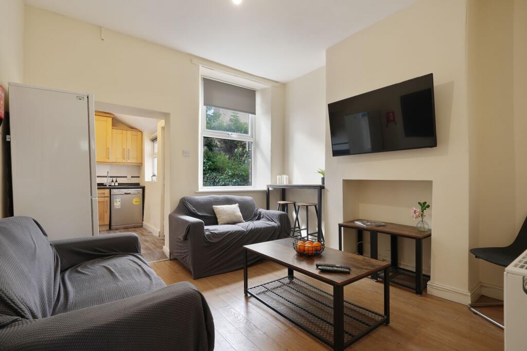 4 bed House Share for rent in Sheffield. From Dove Properties - Sheffield 4 bed House Share for rent in Sheffield. From Dove Properties - Sheffield