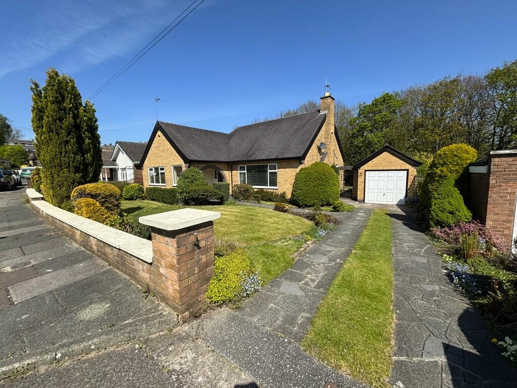 3 bed Detached bungalow for rent in Crank. From King Property Management - St Helens