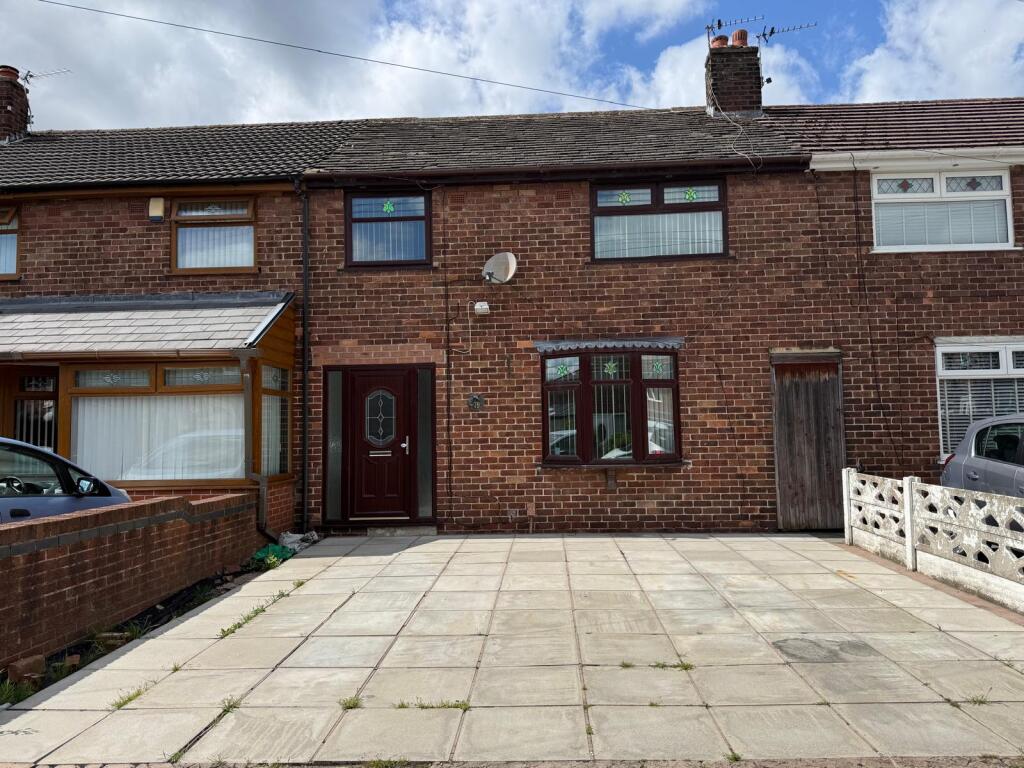 4 bed Mid Terraced House for rent in Collins Green. From King Property Management - St Helens