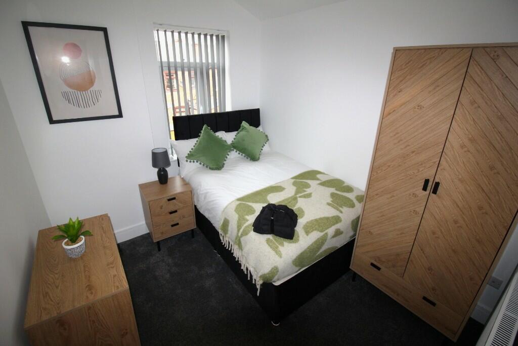 5 bed HMO for rent in Crooke. From King Property Management - St Helens 5 bed HMO for rent in Crooke. From King Property Management - St Helens