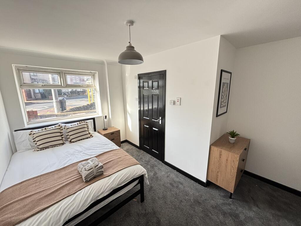 1 bed HMO for rent in Prescot. From King Property Management - St Helens 1 bed HMO for rent in Prescot. From King Property Management - St Helens