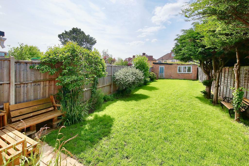 4 bed End Terraced House for rent in Wimbledon. From Tennison Property