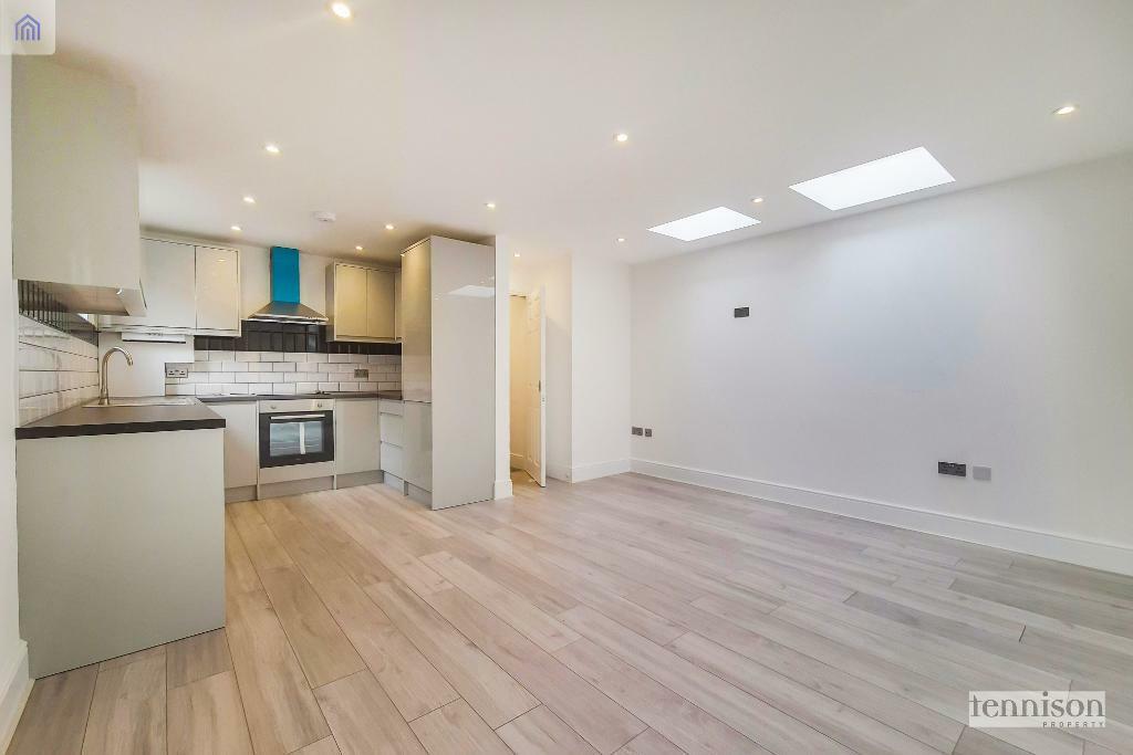 1 bed Flat for rent in Wimbledon. From Tennison Property