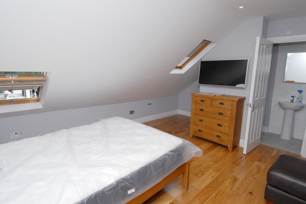 0 bed Studio for rent in Wimbledon. From Tennison Property - Wimbledon