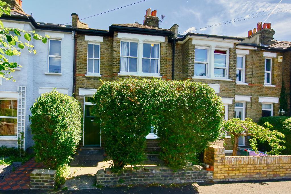 2 bed Mid Terraced House for rent in Wimbledon. From Tennison Property - Wimbledon