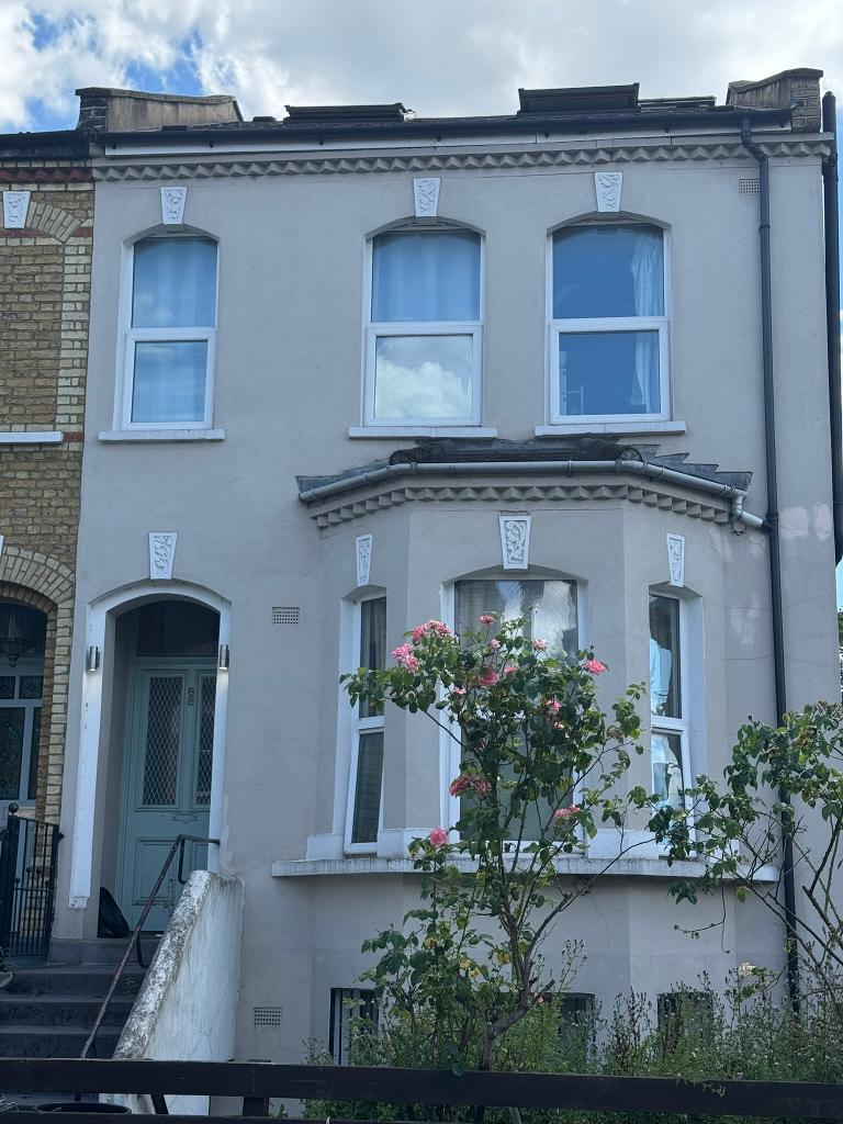 6 bed Annexe for rent in Streatham. From Tennison Property - Wimbledon 6 bed Annexe for rent in Streatham. From Tennison Property - Wimbledon
