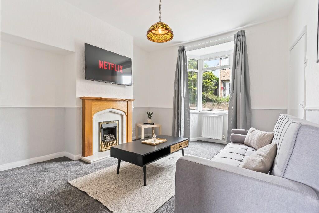 2 bed Mid Terraced House for rent in Loftus. From Kings Estate Agents - Redcar