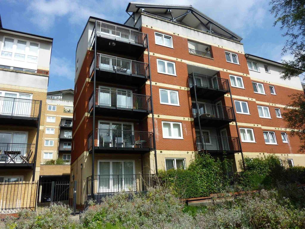 2 bed House (unspecified) for rent in Rickmansworth. From Home Management Ltd - Bushey 2 bed House (unspecified) for rent in Rickmansworth. From Home Management Ltd - Bushey