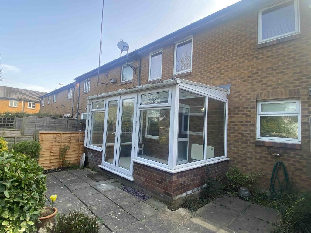 1 bed House (unspecified) for rent in Bushey. From Home Management Ltd - Bushey