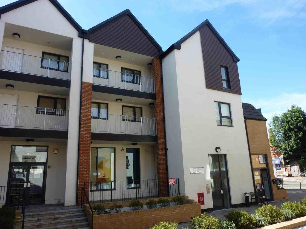 2 bed 1st Floor Flat for rent in Bushey. From Home Management Ltd - Bushey