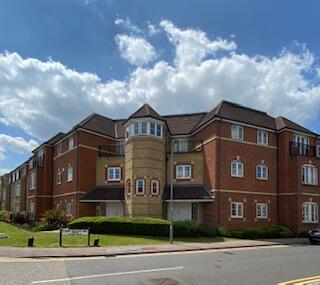 2 bed 1st Floor Flat for rent in Bushey. From Home Management Ltd - Bushey