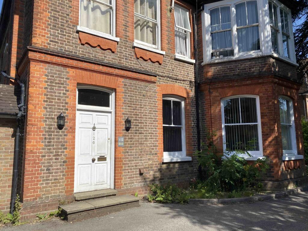 2 bed 1st Floor Flat for rent in Bushey. From Home Management Ltd - Bushey