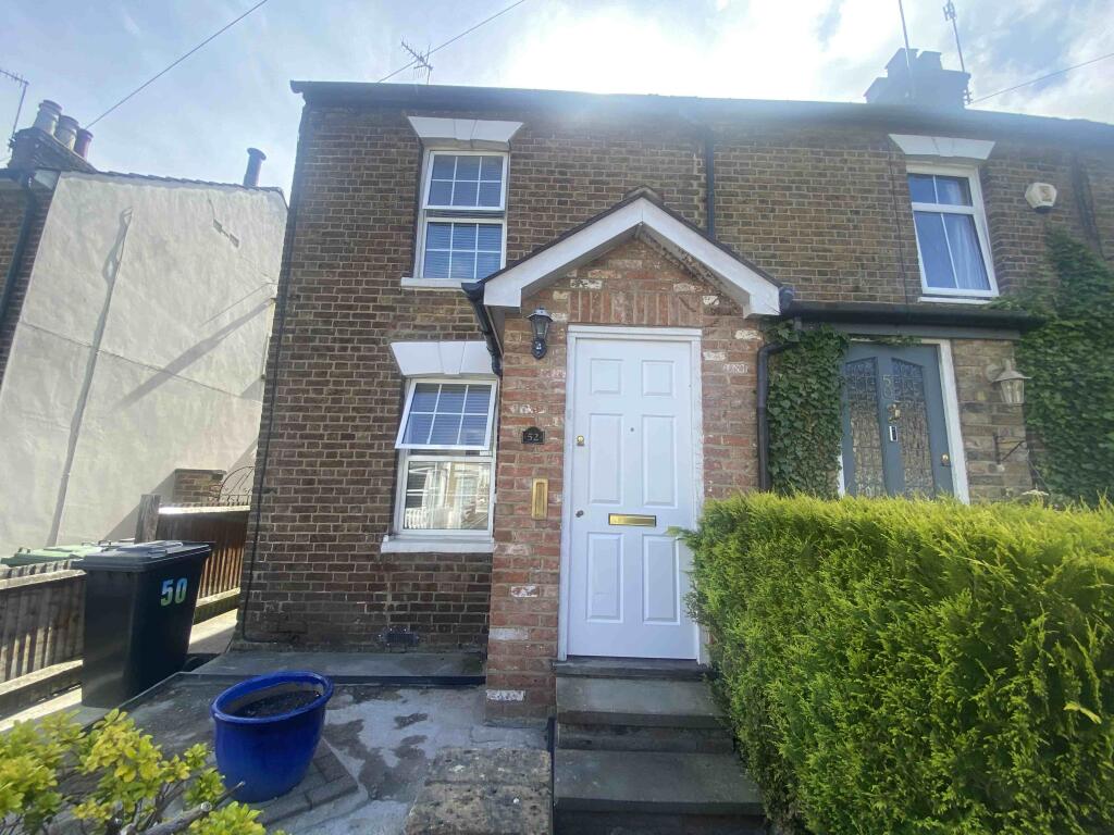2 bed Semi Detached for rent in Bushey. From Home Management Ltd - Bushey