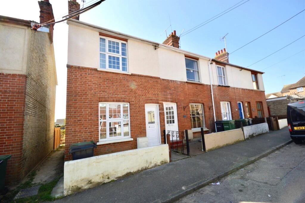 3 bed End of Terrace for rent in Braintree. From Kings Property - Braintree