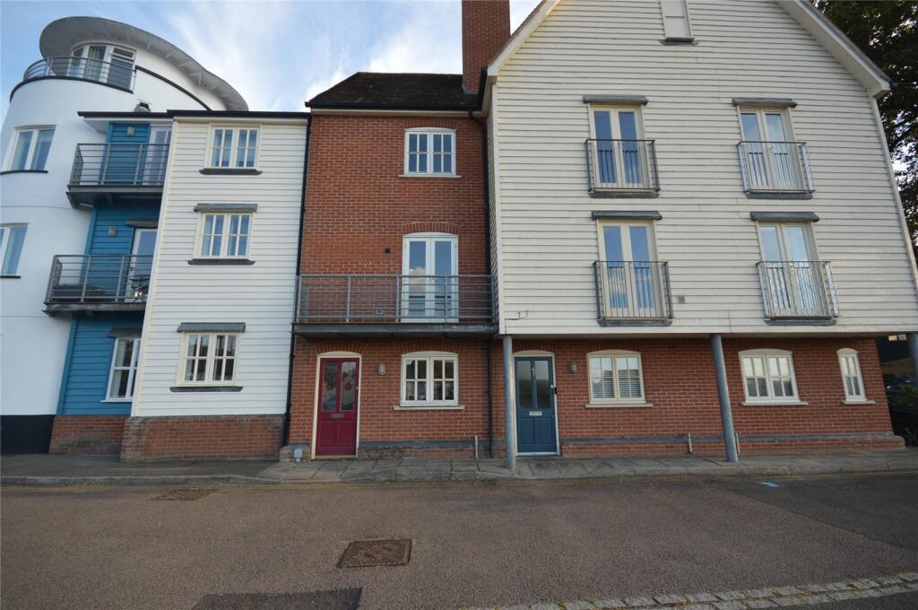 3 bed Mid Terraced House for rent in Maldon. From Kings Property - Braintree 3 bed Mid Terraced House for rent in Maldon. From Kings Property - Braintree