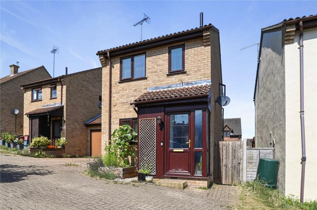 2 bed Link detached for rent in Manningtree. From Kingsleigh Residential - Dedham 2 bed Link detached for rent in Manningtree. From Kingsleigh Residential - Dedham