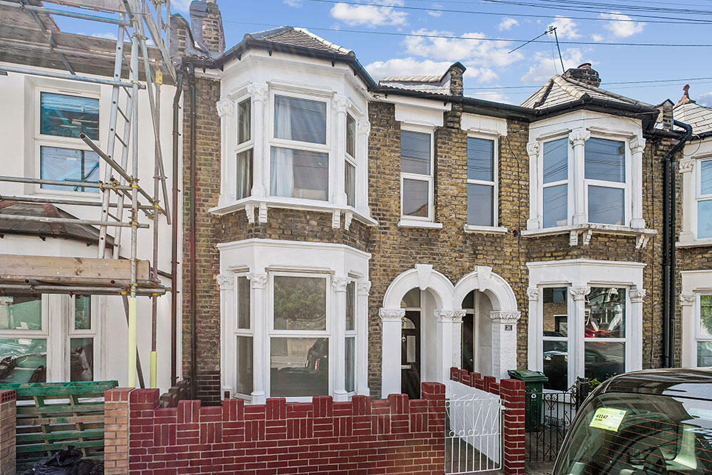 2 bed Mid Terraced House for rent in Wanstead. From Theydons - East London - Sales