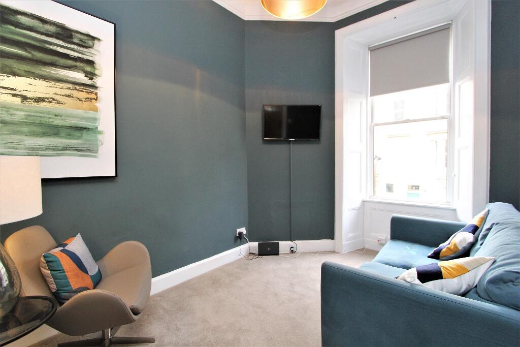 1 bed 1st Floor Flat for rent in Edinburgh. From Dunpark - Edinburgh