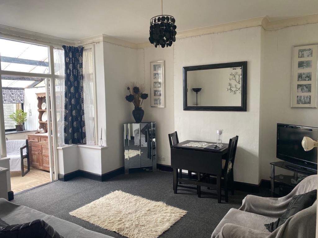 0 bed House Share for rent in Penge. From Top Move Estate Agents LTD 