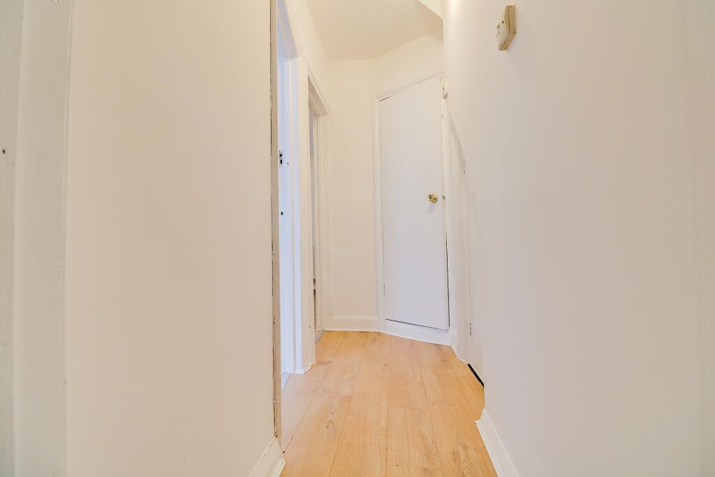 1 bed Detached for rent in Croydon. From Top Move Estate Agents LTD 1 bed Detached for rent in Croydon. From Top Move Estate Agents LTD