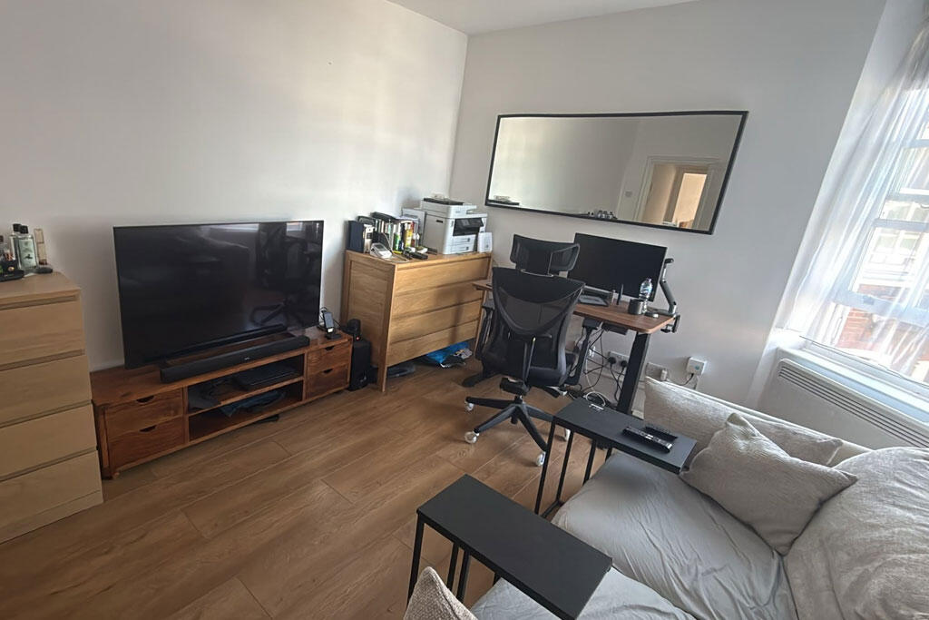 1 bed 1st Floor Flat for rent in Paddington. From Naylius McKenzie - Belsize Park 1 bed 1st Floor Flat for rent in Paddington. From Naylius McKenzie - Belsize Park