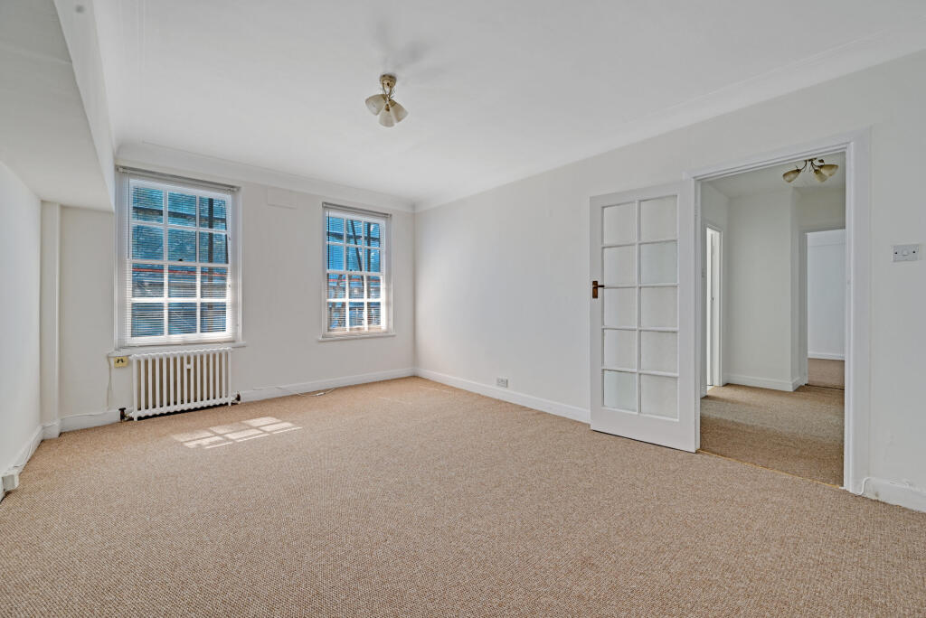 1 bed 1st Floor Flat for rent in Hampstead. From Naylius McKenzie - Belsize Park