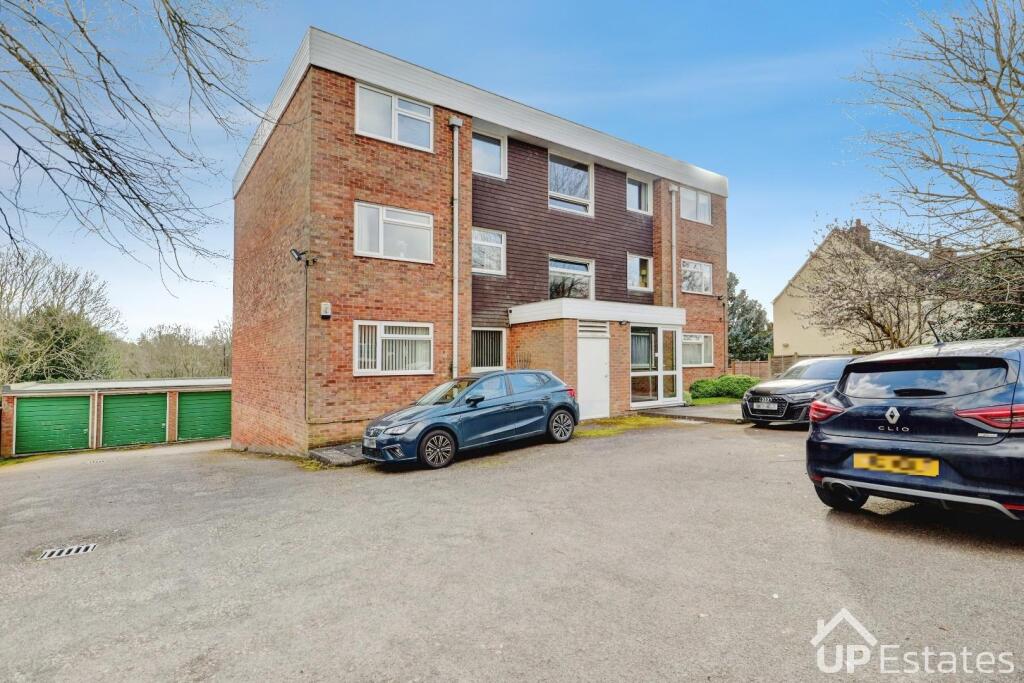 2 bed 1st Floor Flat for rent in Coventry. From UP Estates - Coventry