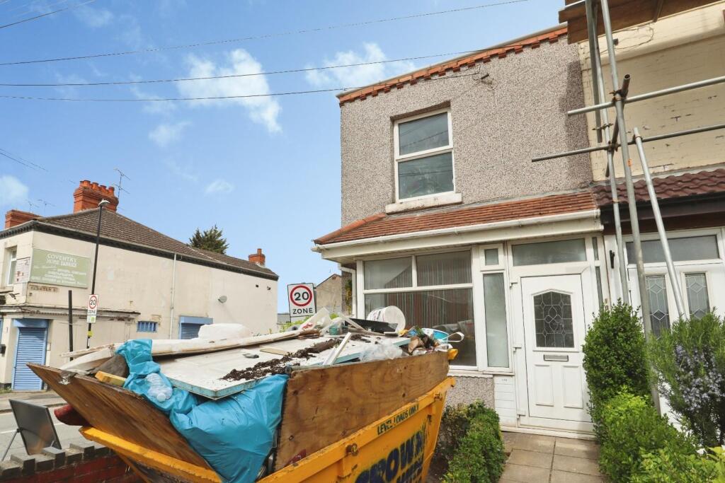 3 bed End of Terrace for rent in Hawkesbury. From UP Estates - Coventry