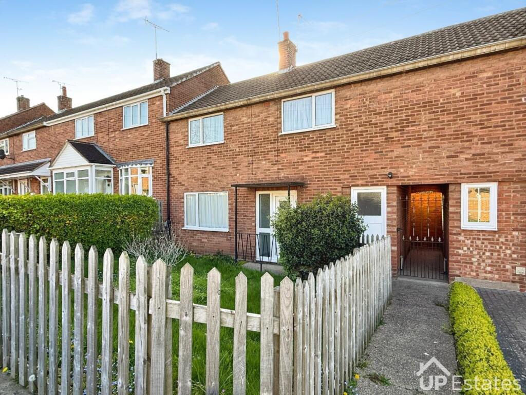 3 bed Mid Terraced House for rent in Nuneaton. From UP Estates - Coventry