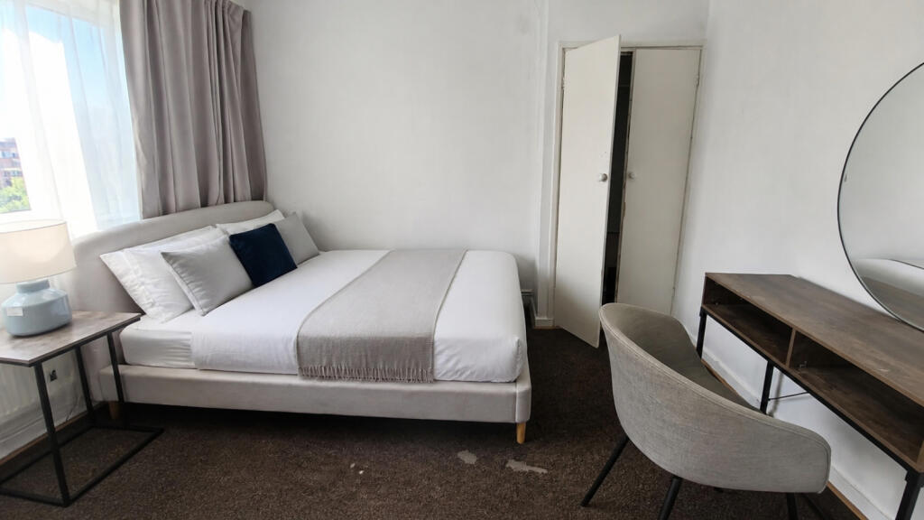 1 bed 1st Floor Flat for rent in Islington. From Upper Class Estates