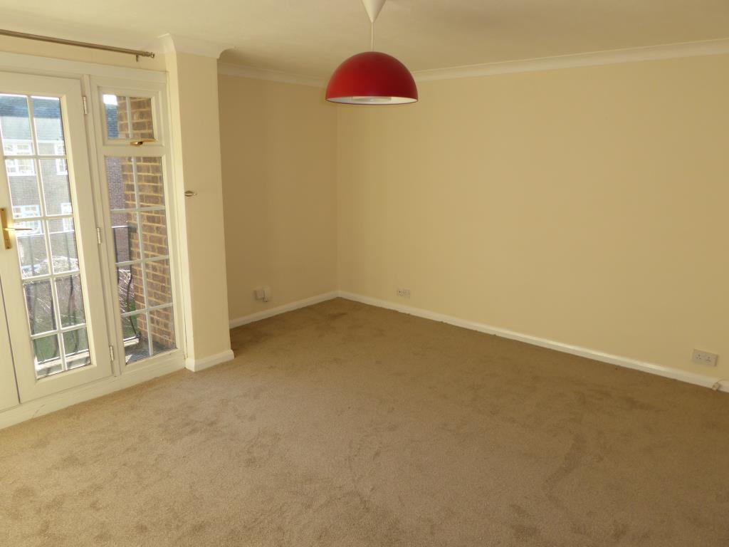 3 bed 1st Floor Flat for rent in Staines-upon-Thames. From Upstairs Downstairs