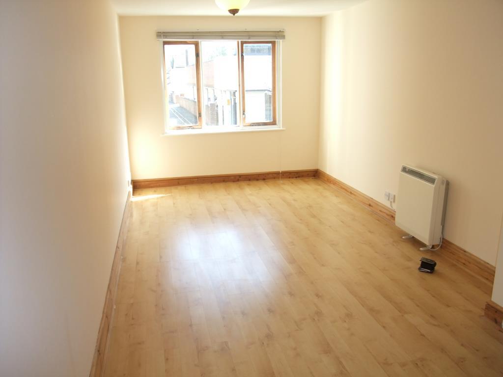 1 bed 1st Floor Flat for rent in Staines-upon-Thames. From Upstairs Downstairs