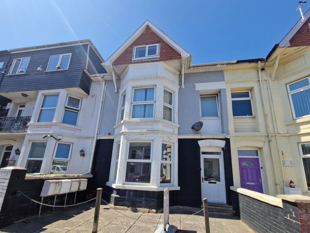1 bed Apartment for rent in Porthcawl. From Daniel Matthew Estate Agents - Bridgend 1 bed Apartment for rent in Porthcawl. From Daniel Matthew Estate Agents - Bridgend