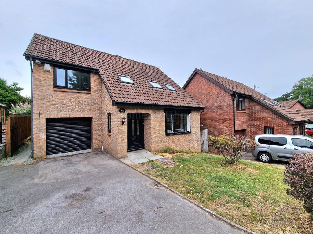 4 bed Detached for rent in Bridgend. From Daniel Matthew Estate Agents - Bridgend