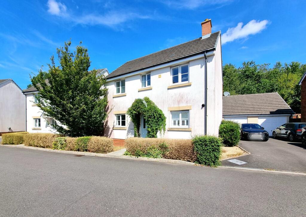 3 bed Detached for rent in Bridgend. From Daniel Matthew Estate Agents - Bridgend 3 bed Detached for rent in Bridgend. From Daniel Matthew Estate Agents - Bridgend