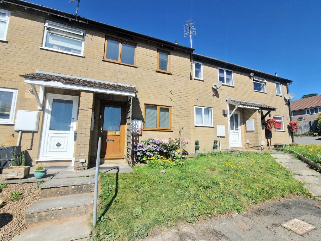 2 bed Mid Terraced House for rent in Pen-y-fai. From Daniel Matthew Estate Agents - Bridgend 2 bed Mid Terraced House for rent in Pen-y-fai. From Daniel Matthew Estate Agents - Bridgend