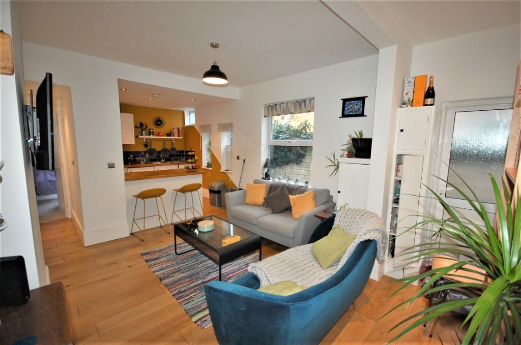 2 bed House (unspecified) for rent in London. From Urtopia Limited - Millennium Quay