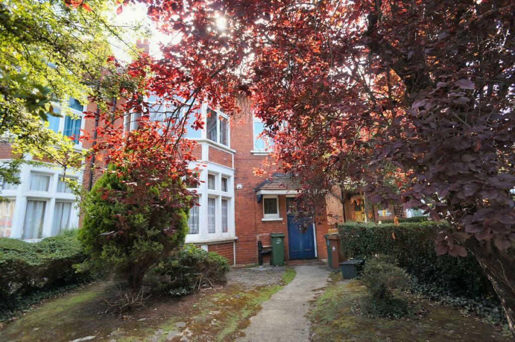 2 bed Annexe for rent in Carshalton. From Ushers Estate Agents - Carshalton