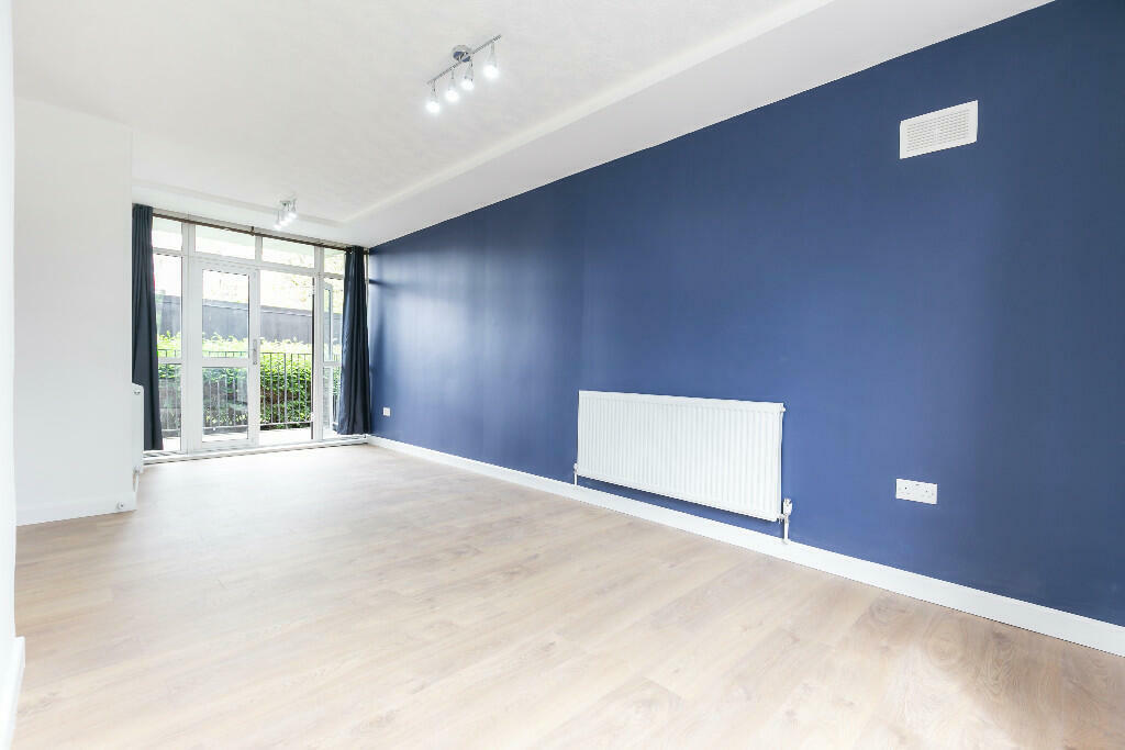 3 bed 1st Floor Flat for rent in Clapham. From Utile Dulci - London