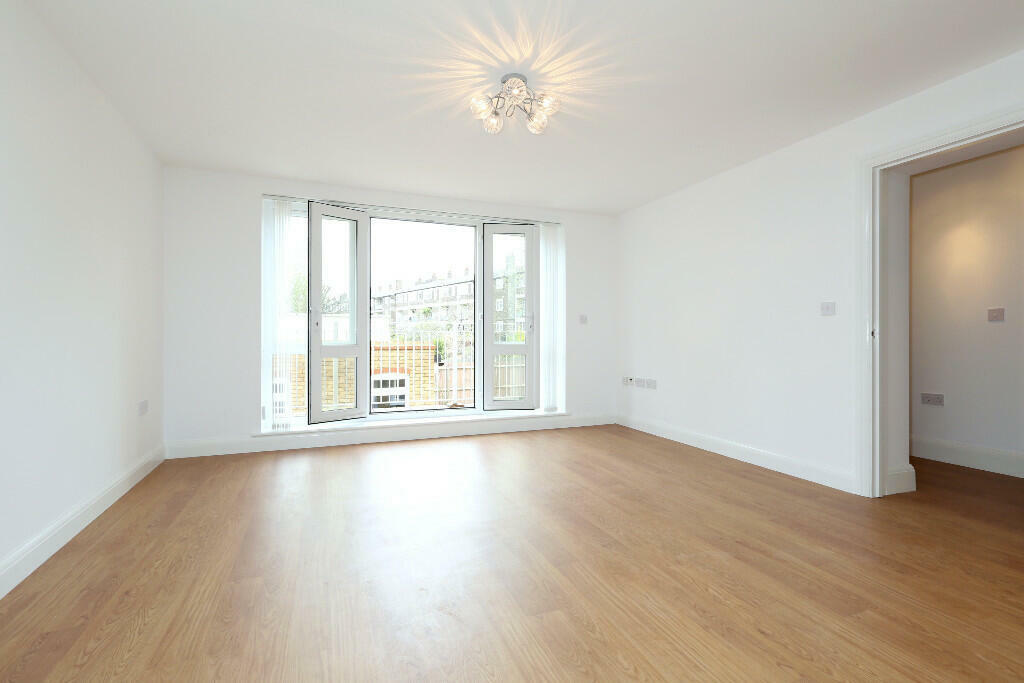 2 bed Apartment for rent in Poplar. From Utile Dulci - London 2 bed Apartment for rent in Poplar. From Utile Dulci - London