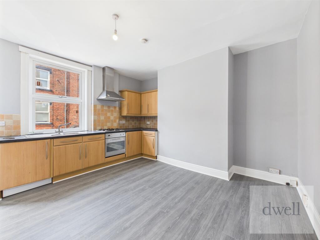 2 bed Mid Terraced House for rent in Troydale. From Dwell - Headingley 2 bed Mid Terraced House for rent in Troydale. From Dwell - Headingley