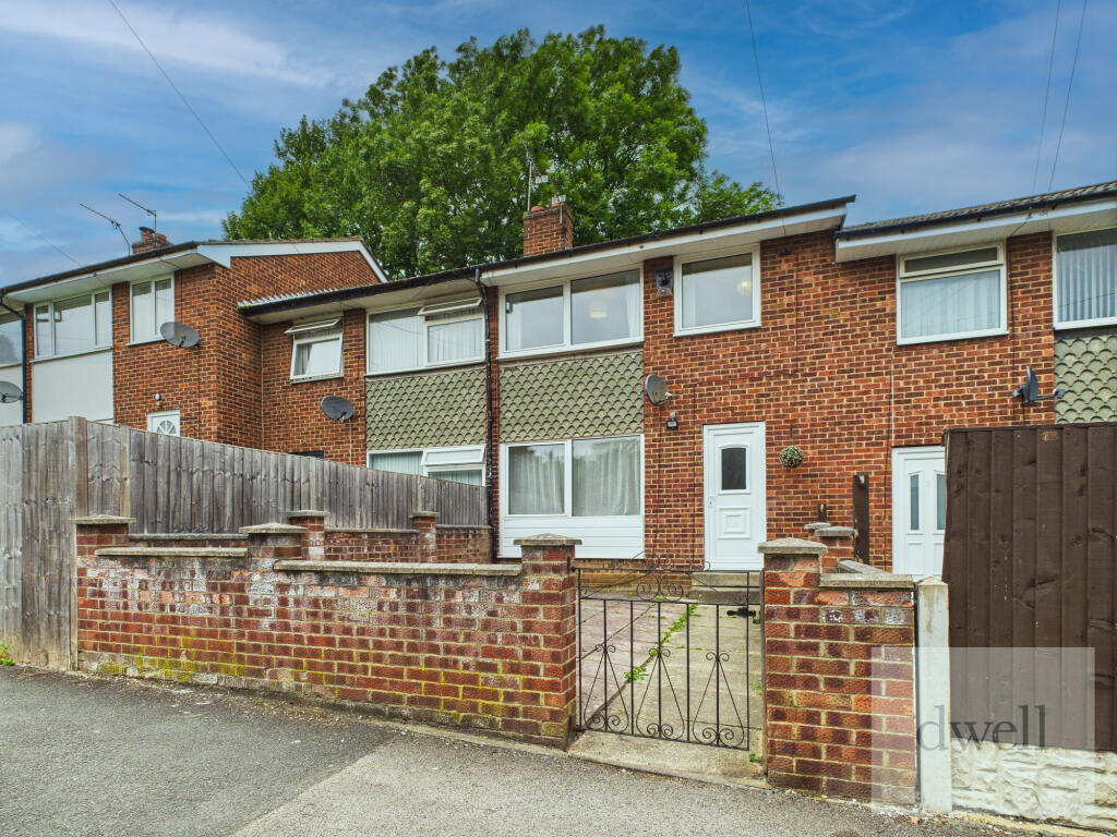 3 bed Mid Terraced House for rent in Shadwell. From Dwell - Headingley