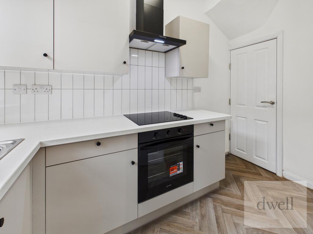 2 bed Mid Terraced House for rent in Troydale. From Dwell - Headingley 2 bed Mid Terraced House for rent in Troydale. From Dwell - Headingley