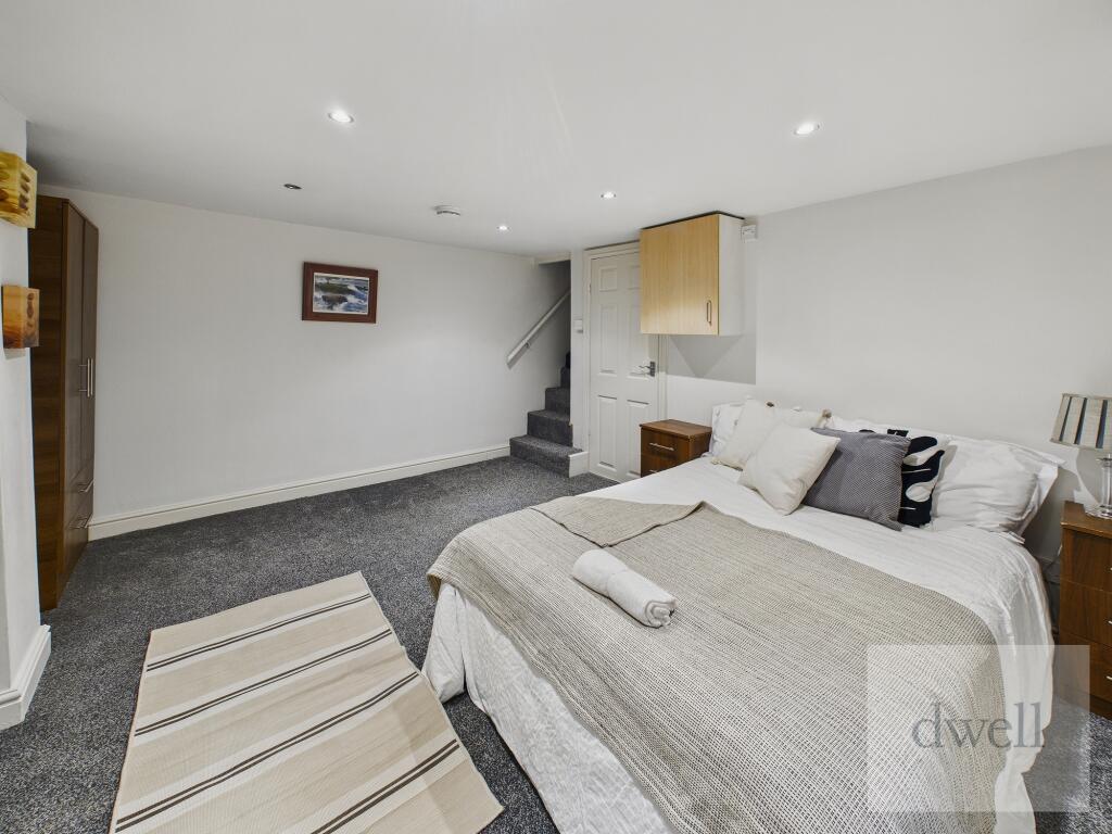 1 bed House Share for rent in Troydale. From Dwell - Headingley