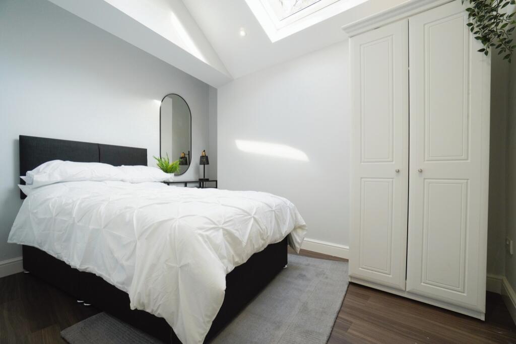 1 bed House Share for rent in Swillington Common. From Dwell - Headingley